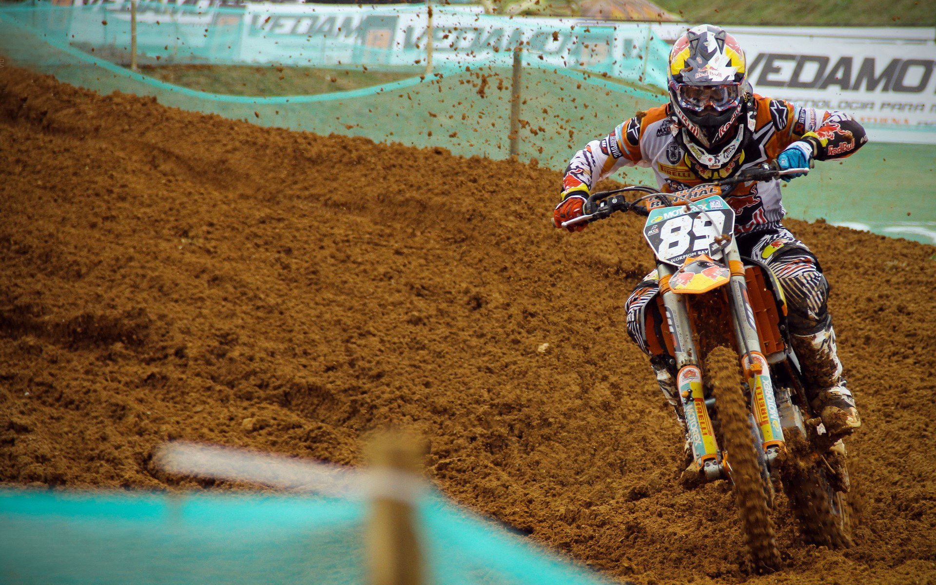 开云体育下载-《英雄联盟》全球预选正式开启,冠军悬念再度升温!